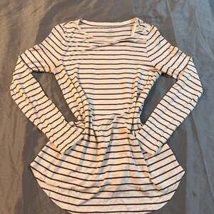 Long Sleeve Horizontal Striped Ruched Side Maternity Tunic